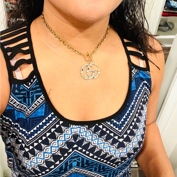 Gucci Vintage gemstone necklace pendant;Comes with non branded brass chain. - Picture 5 of 5